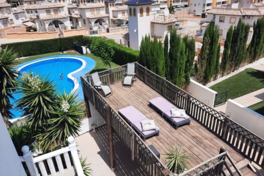 5 bedroom Villa for sale in Villamartin