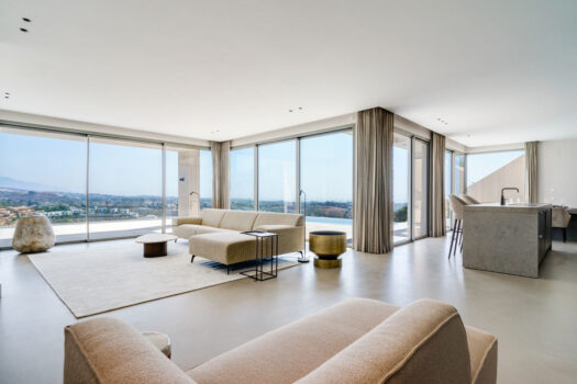 5 Bed Detached Villa for sale in Estepona, Costa del Sol