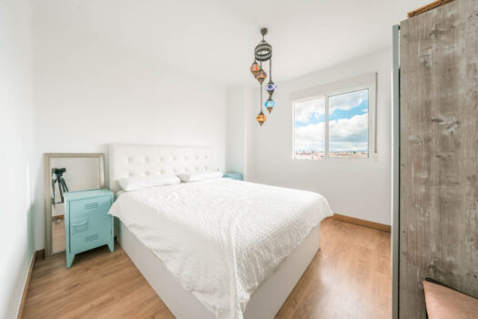 3 Bed Middle Floor Apartment for sale in Malaga Centro, Costa del Sol