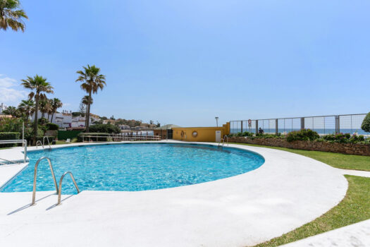 2 Bed Ground Floor Apartment for sale in Calahonda, Costa del Sol