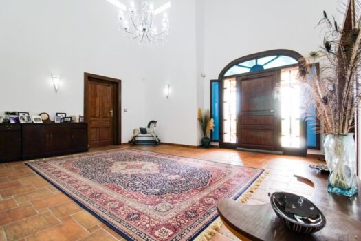 4 bedroom Villa for sale in Bigastro