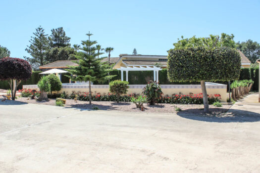 4 bedroom Finca for sale in Almoradi