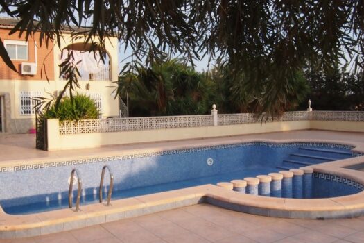 7 bedroom Finca for sale in Elche