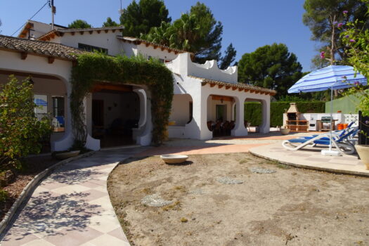 8 bedroom Villa for sale in Castalla