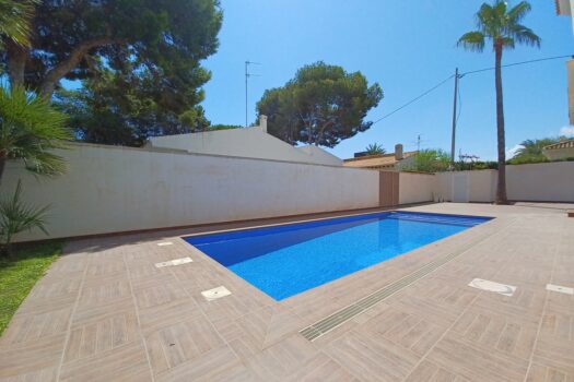 5 bedroom Villa for sale in Cabo Roig