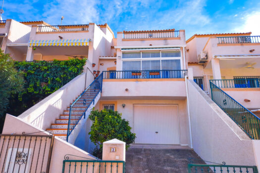 3 bedroom Townhouse for sale in Villamartin
