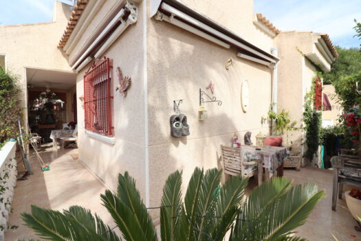 2 bedroom Villa for sale in Algorfa