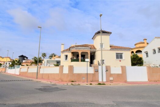 5 bedroom Villa for sale in Orihuela Costa