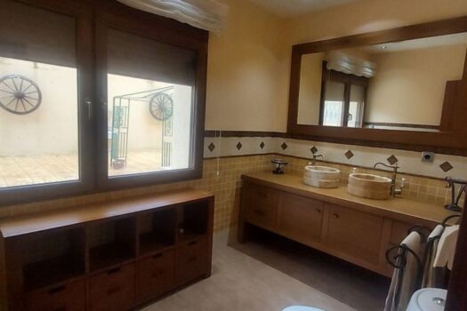 5 bedroom Villa for sale in Hondon de las Nieves