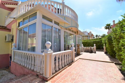 2 bedroom Villa for sale in Orihuela Costa