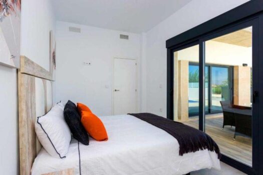 3 bedroom Villa for sale in Daya Nueva