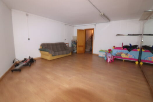 3 bedroom Townhouse for sale in Redovan