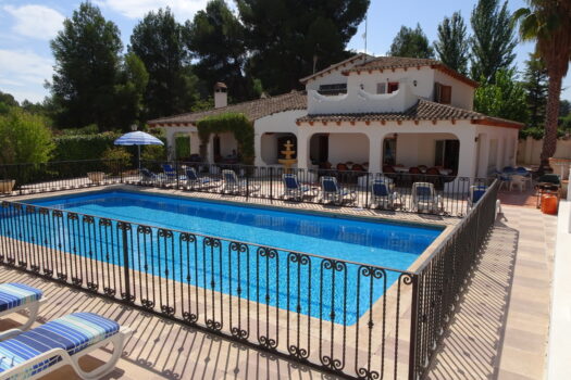 8 bedroom Villa for sale in Castalla 5 7f67924f6050685ab4aa