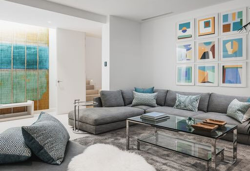 4 Bed Detached Villa for sale in Estepona, Costa del Sol