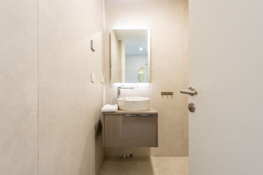 3 Bed Ground Floor Apartment for sale in Estepona, Costa del Sol