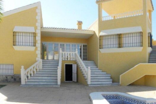 3 bedroom Villa for sale in La Manga