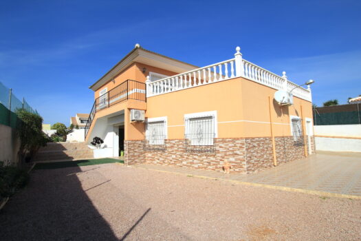 3 bedroom Villa for sale in La Marina