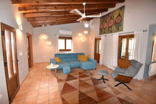 7 bedroom Finca for sale in Catral