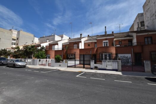 4 bedroom Townhouse for sale in Almoradi