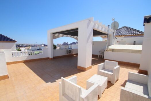2 bedroom Townhouse for sale in Torrevieja