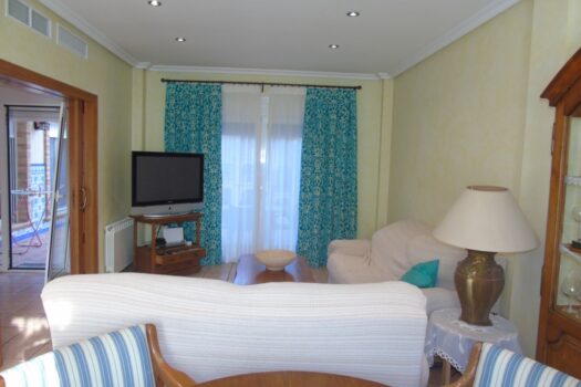 3 bedroom Townhouse for sale in Heredades