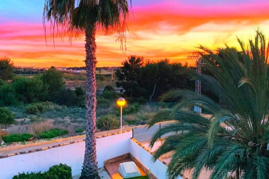 3 bedroom Villa for sale in Monteazul