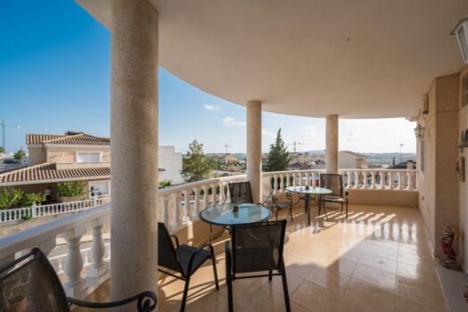 4 bedroom Villa for sale in Benijofar