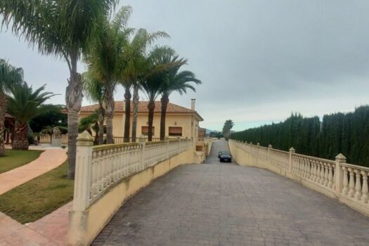 5 bedroom Villa for sale in Hondon de las Nieves