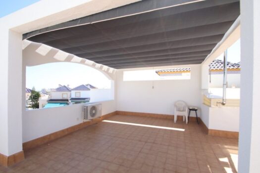 2 bedroom Townhouse for sale in Torrevieja