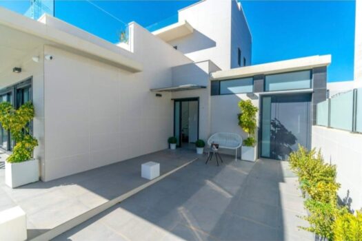 3 bedroom Villa for sale in Orihuela Costa