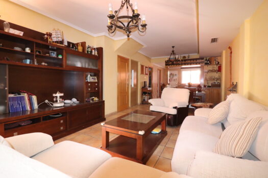 3 bedroom Townhouse for sale in Redovan