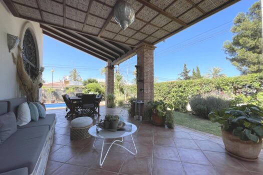 5 bedroom Villa for sale in Torrevieja