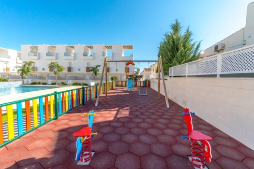 2 bedroom Townhouse for sale in Torrevieja