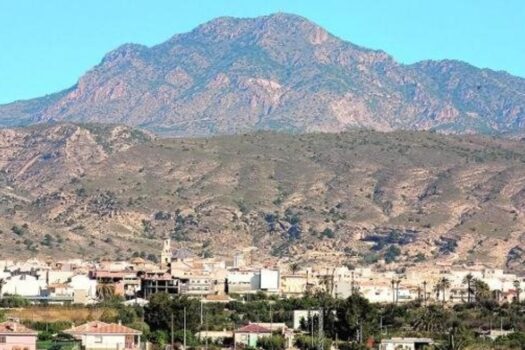 3 bedroom Villa for sale in Fortuna