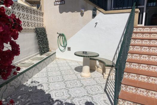2 bedroom Villa for sale in Villamartin