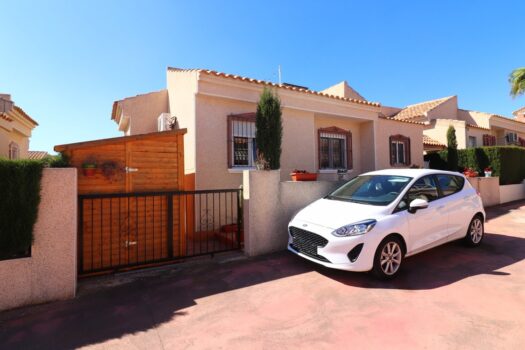 2 bedroom Villa for sale in Algorfa