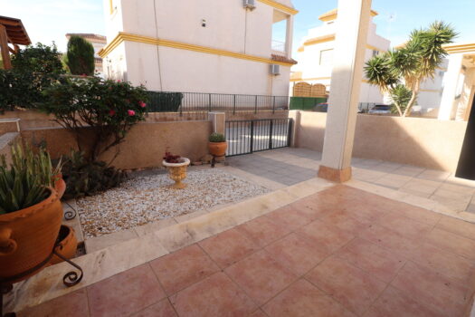 2 bedroom Townhouse for sale in Algorfa