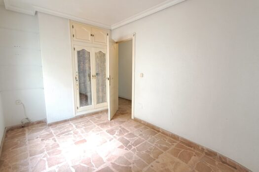5 bedroom Apartment for sale in Torrevieja