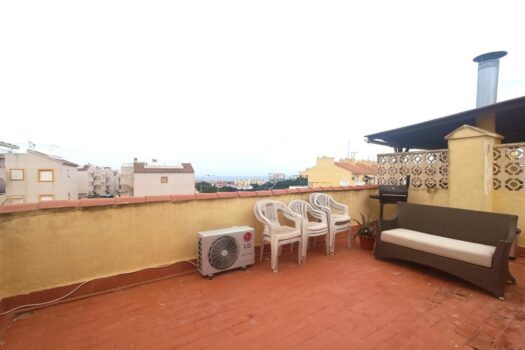 2 bedroom Villa for sale in Torrevieja