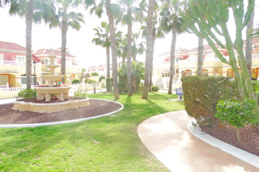 Řadový dům – 2 ložnice – La Zenia