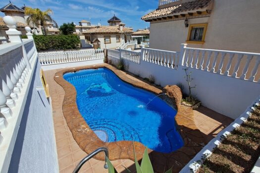 3 bedroom Villa for sale in La Zenia