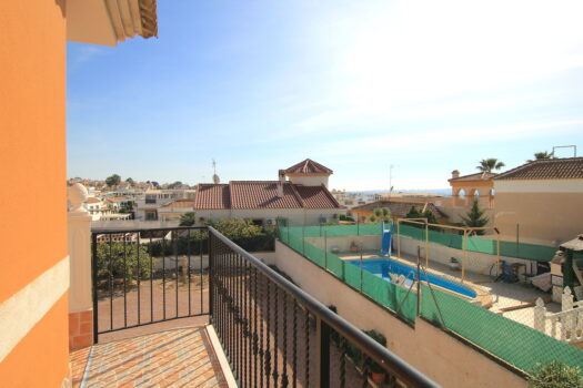 3 bedroom Villa for sale in La Marina