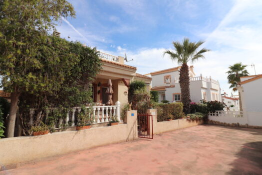 2 bedroom Villa for sale in Algorfa