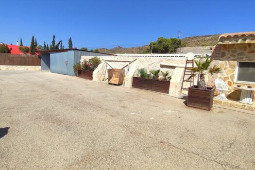 5 bedroom Finca for sale in Elche