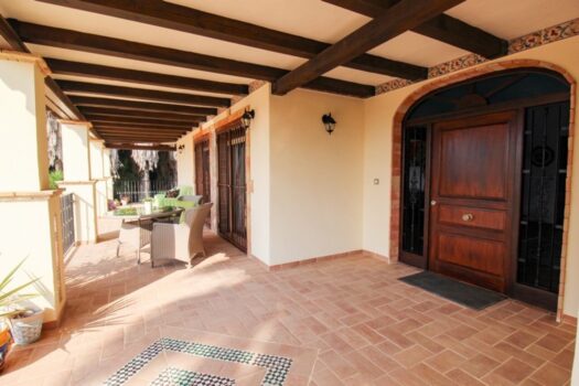 4 bedroom Villa for sale in Bigastro