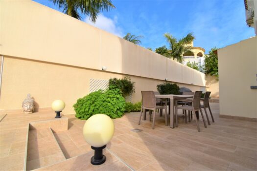 5 bedroom Villa for sale in Orihuela Costa