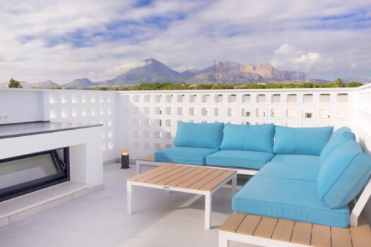 4 bedroom Villa for sale in l’Alfas del Pi