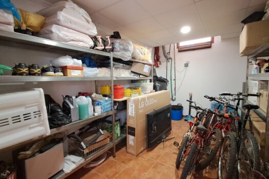 5 bedroom Villa for sale in Torrevieja