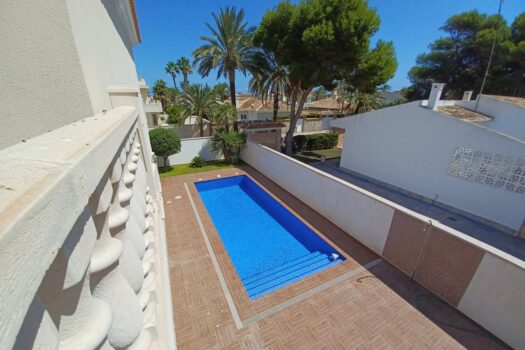 5 bedroom Villa for sale in Cabo Roig