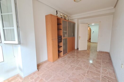 5 bedroom Apartment for sale in Torrevieja